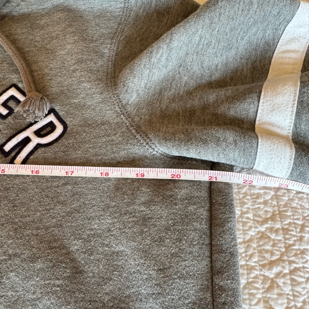 Hollister California Hoodie - Picture 3 of 7